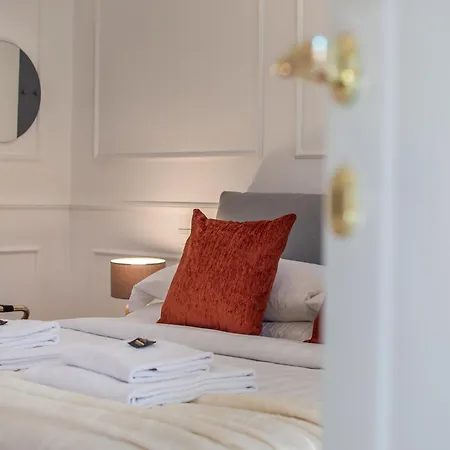 New - Pietrapiana Five Senses - Center * Florence