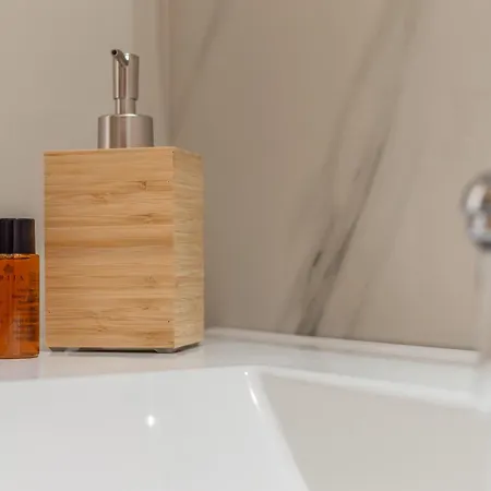 New - Pietrapiana Five Senses - Center Apartment *